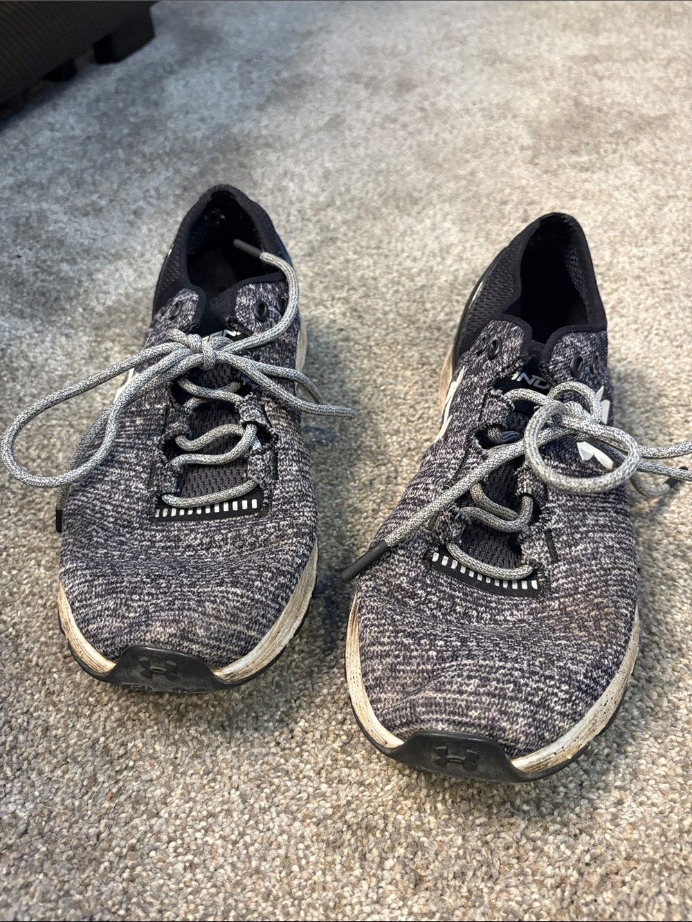 Under Armour Women's Black & Gray Knit Athletic Shoes